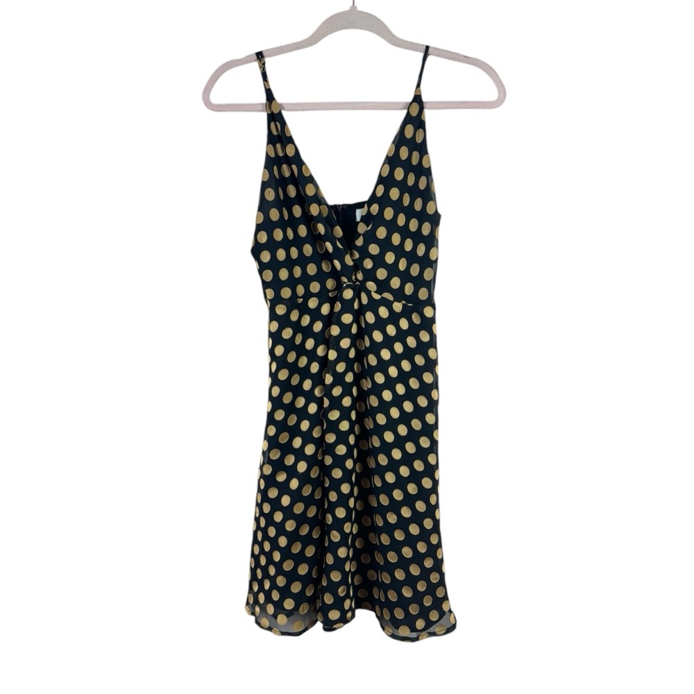 ASTR the label womesn size M black gold polka dot sleeveless twist front dress